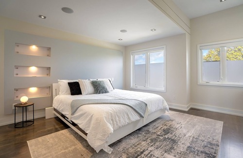 Lakeview House | 4 bedroom lux contemporary home close to Downtown Toronto, and Lake Ontario