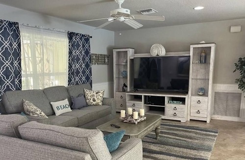 Fort Pierce Apartment | 4 Bedroom Single family 432135 by Houzlet