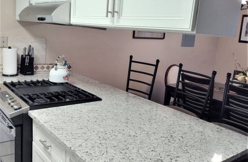 Sky Lake House | 4-bedroom vacation home just 3 minutes to Florida Mall