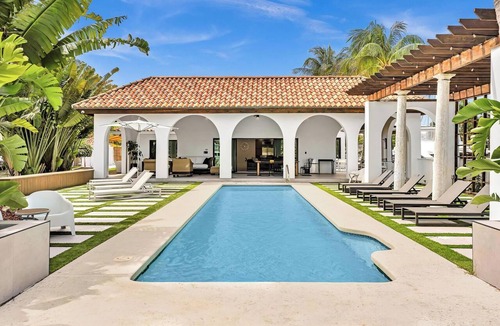 Sailboat Bend House | 4-bedroom villa in fabulous Fort Lauderdale with resort like amenities