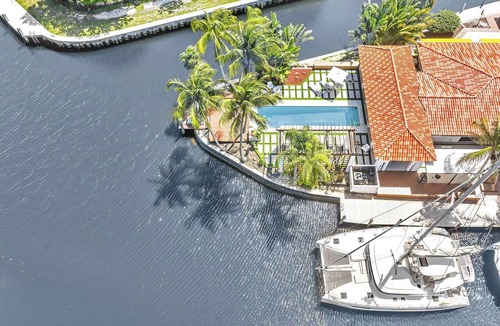 Sailboat Bend House | 4-bedroom villa in fabulous Fort Lauderdale with resort like amenities