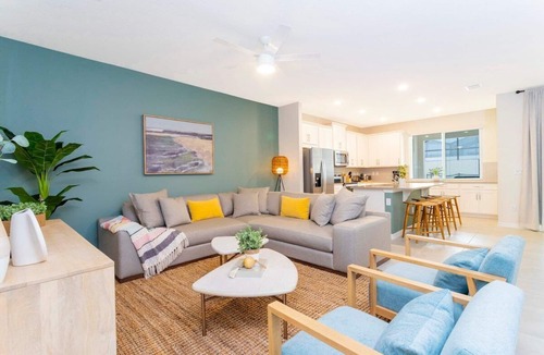 Four Corners House | 4 Bedrooms, 4.5 bathrooms Townhouse