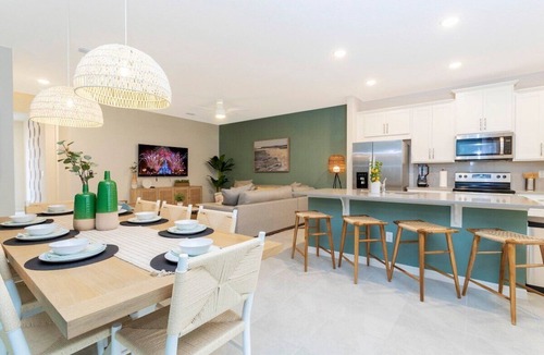Four Corners House | 4 Bedrooms, 4.5 bathrooms Townhouse