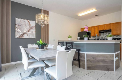 Bellavida House | 4 bedrooms close to Disney