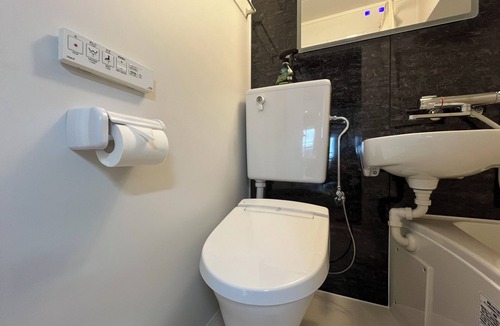 Kabukicho Apartment | 4 min walk from the nearest station in the most prosperous town in Shinjuku City Apartment room