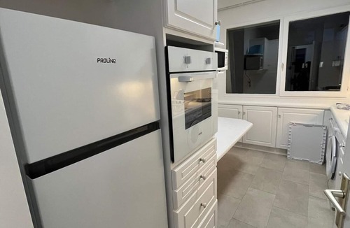 Ormetteau-Port Apartment | 4-room apartment in Créteil with parking, private residence