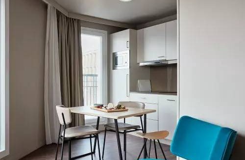 Suresnes Apartment | 40 m² Apartment ∙ 1 bedroom ∙ 4 guests