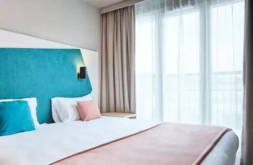 Suresnes Apartment | 40 m² Apartment ∙ 1 bedroom ∙ 4 guests