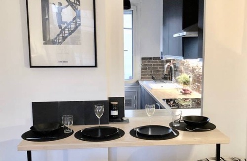 Saint-Mande Apartment | 40 m² Apartment ∙ 1 bedroom ∙ 2 guests
