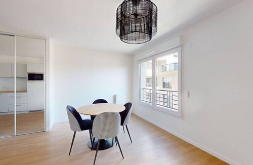 Saint-Ouen Resort | 40 m² Private room ∙ 1 bedroom ∙ 2 guests