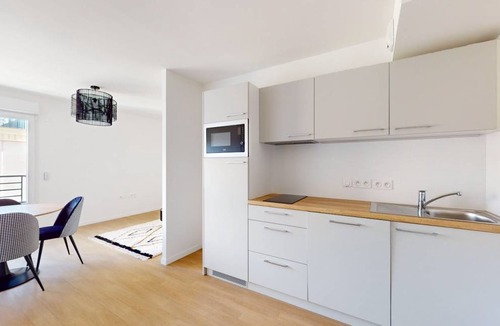Saint-Ouen Resort | 40 m² Private room ∙ 1 bedroom ∙ 2 guests