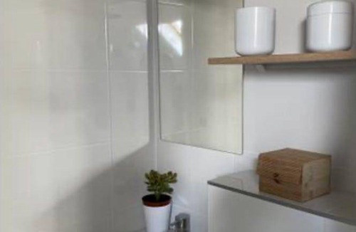 Bagneux Resort | 400 m² Private room ∙ 1 bedroom ∙ 1 guest