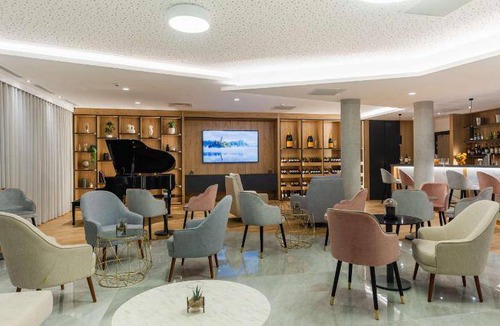Thiais Hotel | 41 m² Hotel ∙ 2 bedrooms ∙ 10 guests