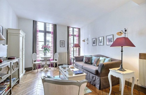 Strasbourg -Saint-Denis Apartment | 42 m² Apartment ∙ 1 bedroom ∙ 2 guests