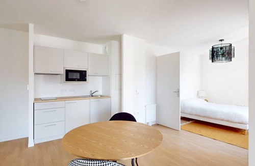 Saint-Ouen Resort | 42 m² Private room ∙ 1 bedroom ∙ 2 guests