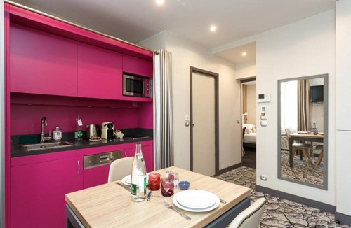 Quartier du Faubourg-Montmartre Apartment | 42 m² Serviced apartment ∙ 127 guests