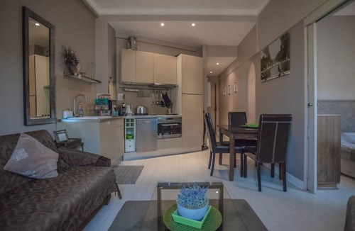 Chaussee-d'Antin Apartment | 45 m² Apartment ∙ 1 bedroom ∙ 2 guests