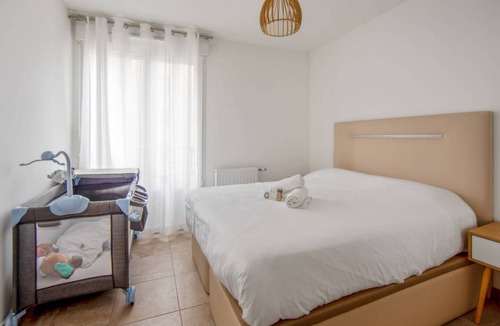 Clichy Apartment | 45 m² Apartment ∙ 1 bedroom ∙ 4 guests