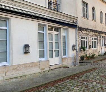 Saint-Thomas-d'Aquin Apartment | 45 m² Serviced apartment ∙ 4 guests