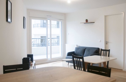Saint-Ouen Apartment | 47 m² brand new with balcony near Paris