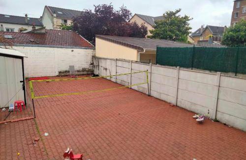 La Courneuve Bed & Breakfast | 49 m² Bed and breakfast ∙ 4 guests
