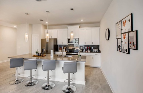 Four Corners House | 4Bed Private Pool 10 Guests Champions gate - 8981