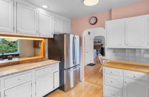 Ulster Park House | 4BR house with hot tub: stunning Hudson Valley views under the tree canopy
