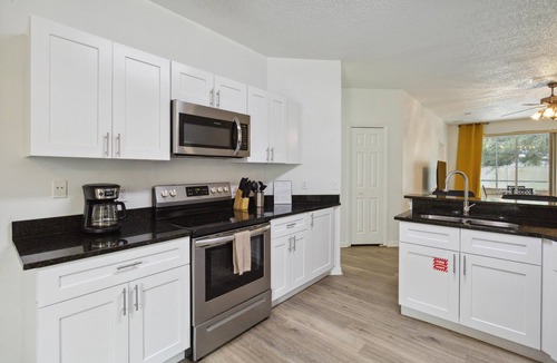 Sunset Ridge House | 5/4 Pool home located in Sunset Ridge Community!