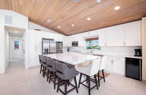 Sunshine Estates House | 5 Bedroom/4 Bath Relaxed Plantation Key Resort Style Home with Pool & Dockage