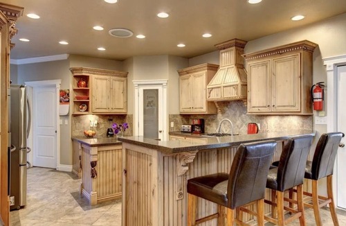 Torrey House | 5 Bedroom Home Near Capitol Reef National Park