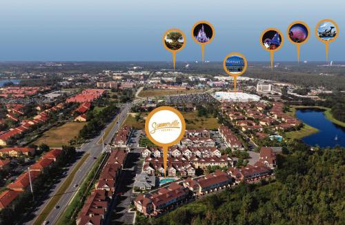 West Kissimmee Villa | 5 BR 6 Full BA Deluxe Villa 5min to Disney with BBQ Hot Tub