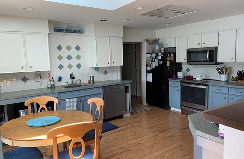 Moravia Cottage | 5 BR with Boathouse on Skaneateles Lake