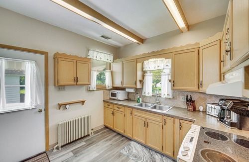 Palmyra House | 5 Mi to Hersheypark: Family Home w/Game Room
