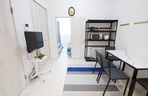 Nishi-Shinjuku Apartment | 5 Minute Walk from Nishi Shinjuku Gochome Station