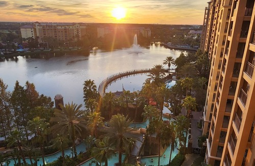 Bay Lake Villa | 5 Pools, 2 Lazy Rivers & Lots of Family Fun- Bonnet Creek Resort.