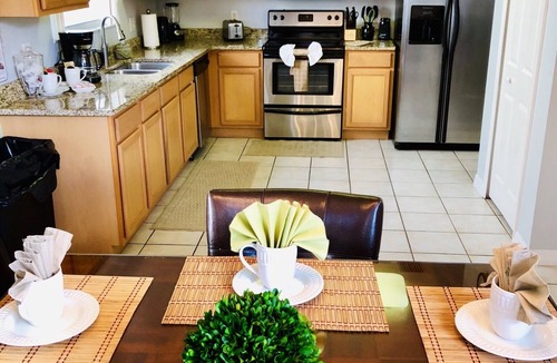 Calabay Parc House | 5 Stars-Modern & Beautiful-Relaxing & Fun*15Min.Disney*WiFi*GameRoom*HotTub*Pool