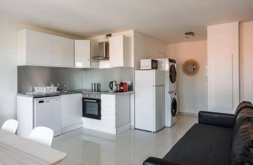 Le Blanc-Mesnil Apartment | 50 m² Apartment ∙ 2 bedrooms ∙ 6 guests