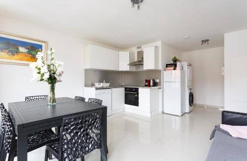 Le Blanc-Mesnil Apartment | 50 m² Apartment ∙ 2 bedrooms ∙ 6 guests