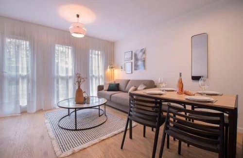 19th Arrondissement Apartment | 50 m² Apartment ∙ 2 bedrooms ∙ 6 guests