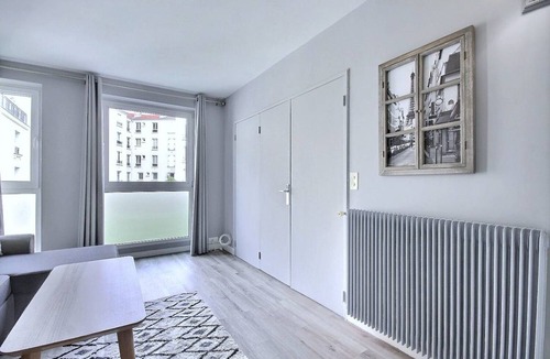 Issy-les-Moulineaux Apartment | 52 m² Apartment ∙ 1 bedroom ∙ 2 guests