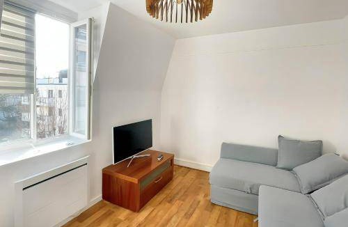 La Garenne-Colombes Apartment | 56 m² Apartment ∙ 2 bedrooms ∙ 6 guests