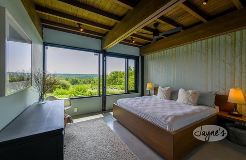 Creemore Other | 5bdrm 7bath modern oasis in Creemore! Pool! Hot Tub! Sauna! Podcast Media Rm!