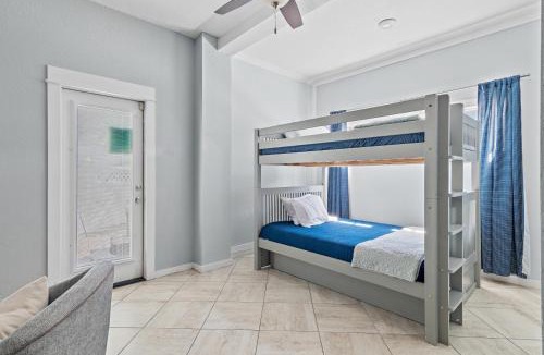 Emerald Waters Village House | 5BR One Block to Beach- Hot Tub- Pool- Golf Cart- Pets