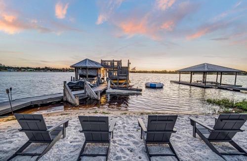 Lake Placid House | 5Br Sleeps 16 Private Pool-Dog Friendly-Fire Pit