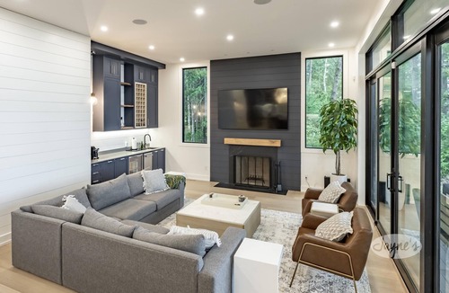 The Blue Mountains House | 6 bed 8 bath New Build on Georgian Bay!