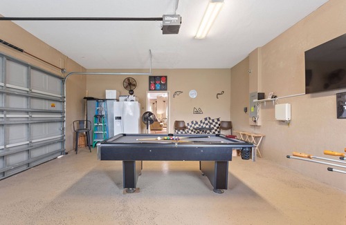 Tuscan Hills Cottage | 6 Bedroom Premium Home With Pool, Spa and Games Room #800