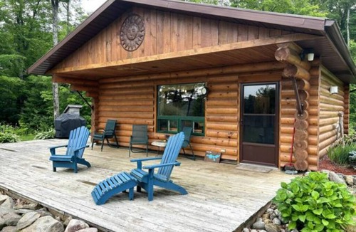 Unorganized Centre Parry Sound Cabin | 6 Cabins - Lakefront - 4 Season