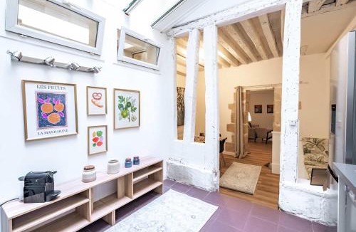 Saint-Merri Apartment | 6 Guests Flat in heart of Paris - Pompidou