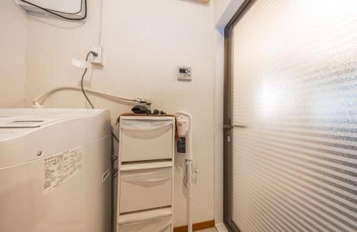 Matsubara Apartment | 6 min walk from Shibuya Ward, Nishi-Shinjuku 5-chome Station, Great access to Shinjuku, Harajuku, Fully furnished, 6 people, 101