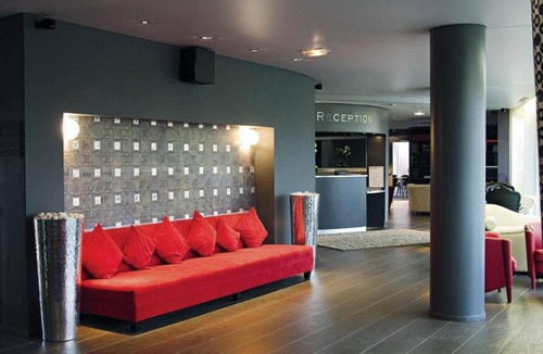 Roissy-en-France Hotel | 60 m² Hotel ∙ 127 guests